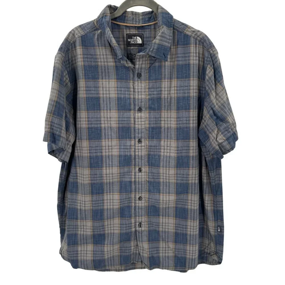 The North Face Blue Plaid Button Down Short Sleeve Shirt Mens XL 100% Nylon Ligh